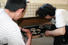 ���H����